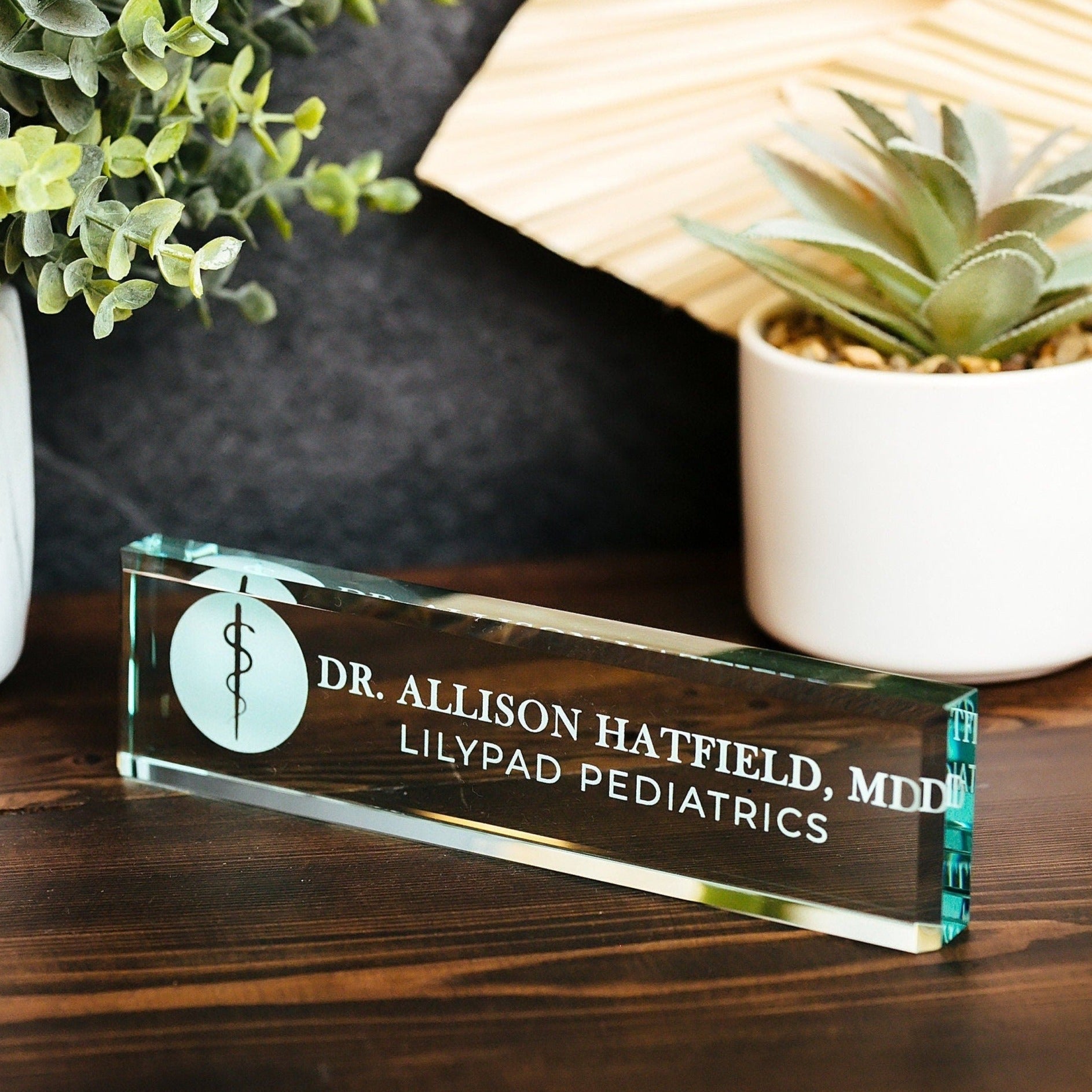Physician MD Doctor Glass Office Desk Name Plate, Clear PA Surgeon Nameplate, Medical Practitioner Appreciation Gift, Med School Graduation
