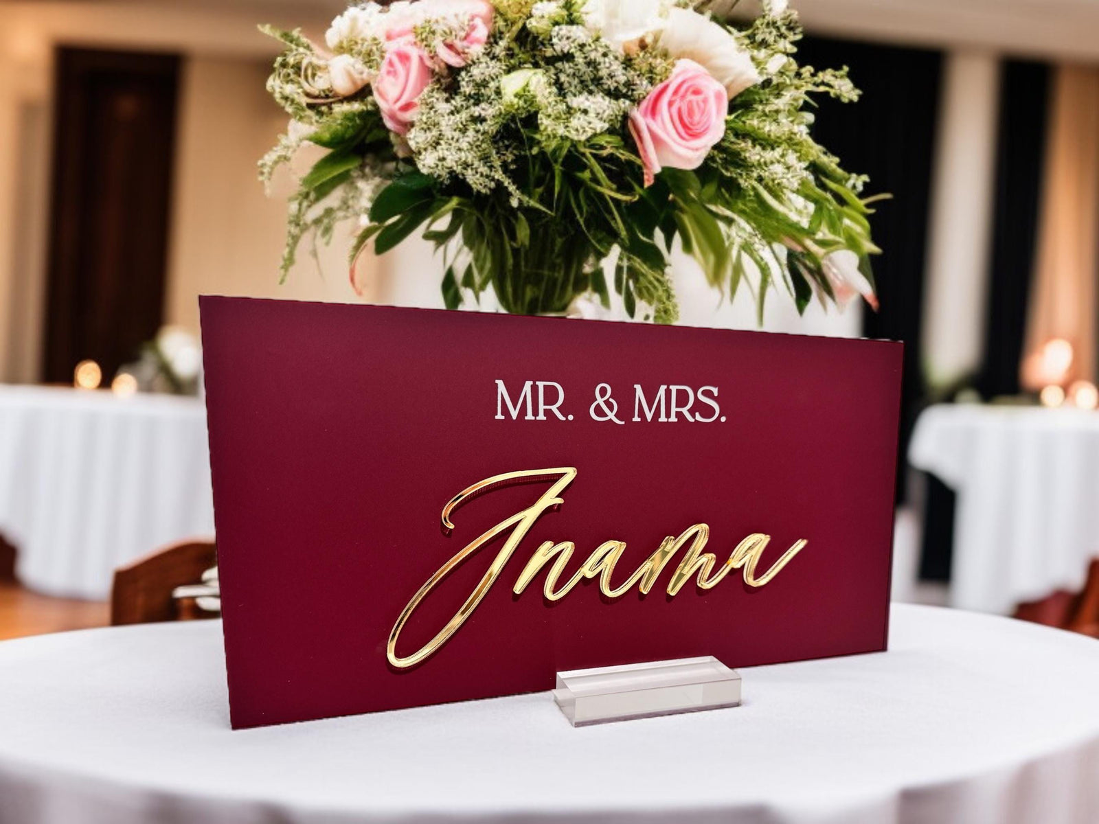 3D Acrylic Wedding Sign – Mirrored Mr Mrs Head Table Decor Gold Frosted