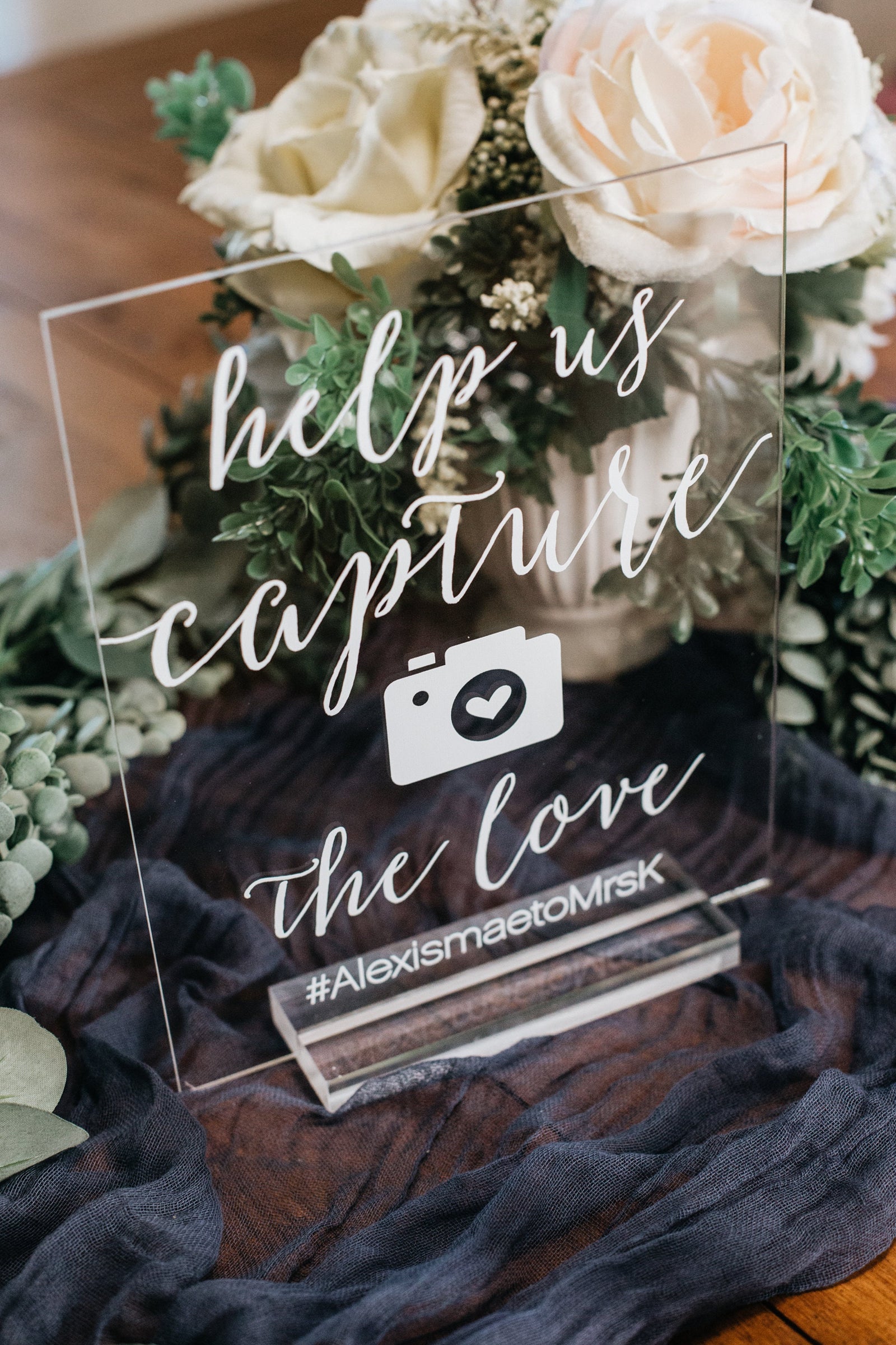 Help Us Capture the Love F30-AS1