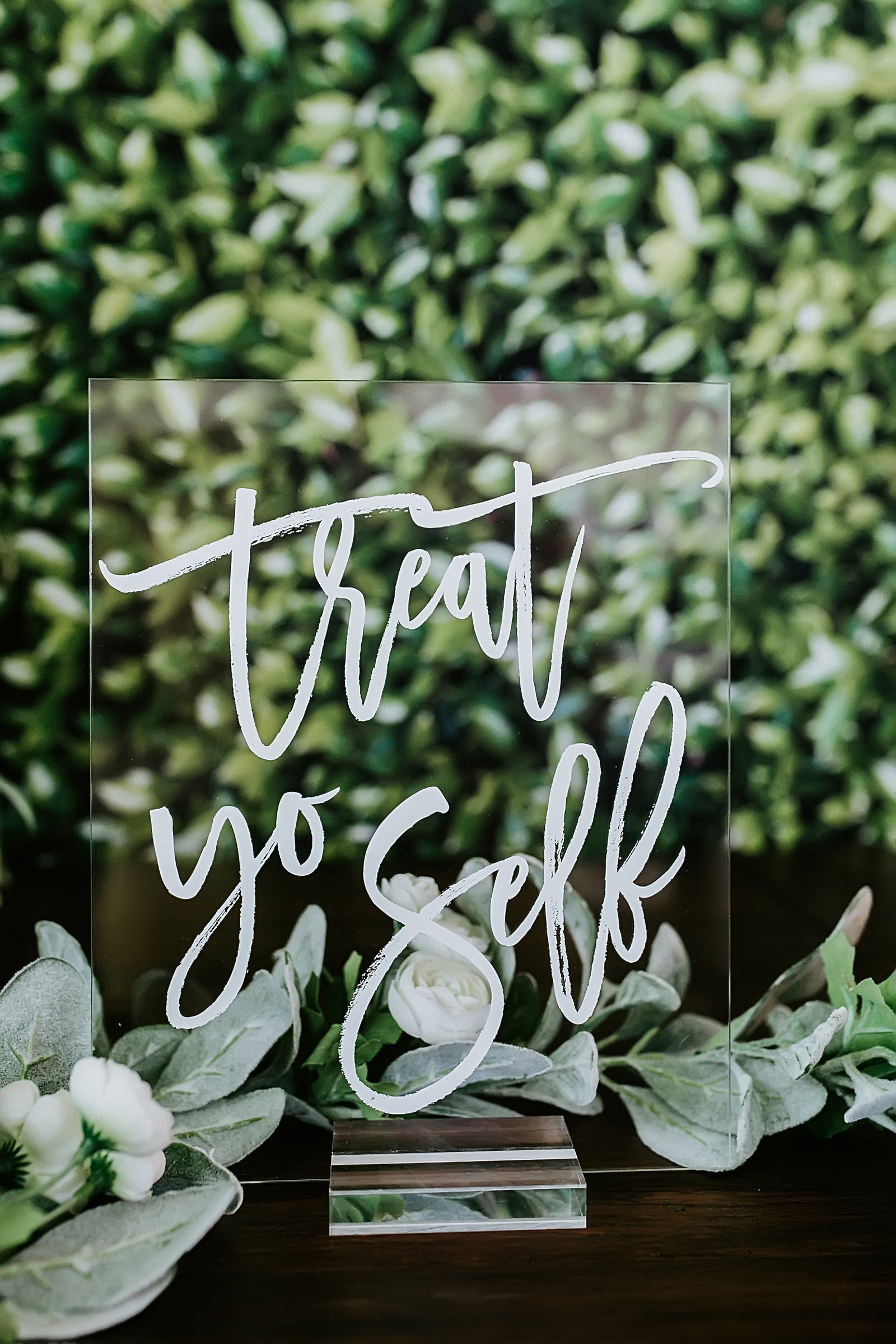 Treat Yo Self J7-AS5