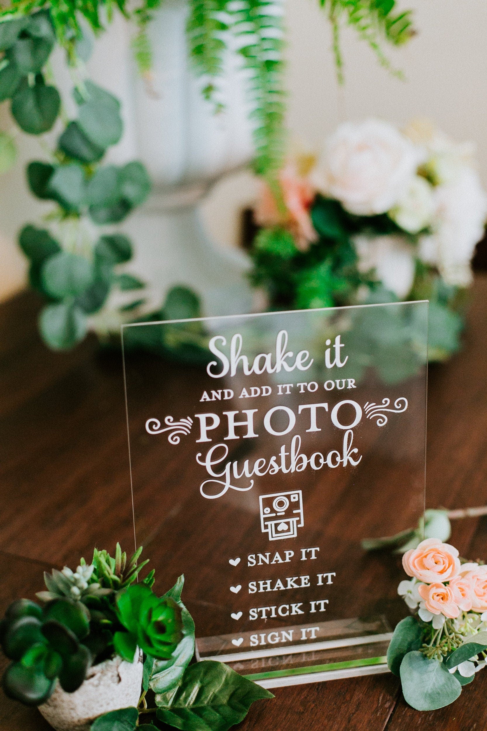 Shake It And Add It To Our Photo Guestbook E6-PGB1