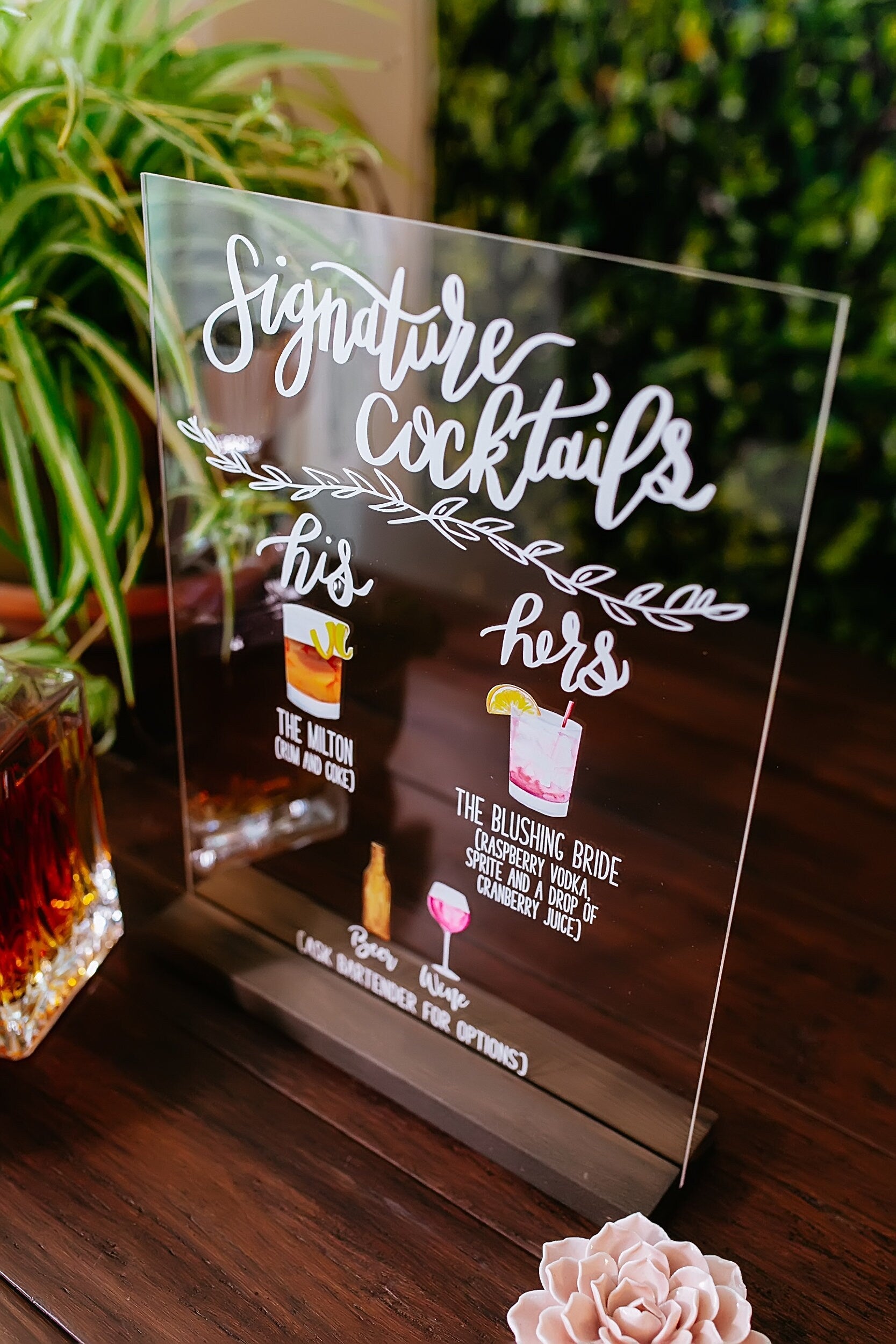 Signature Cocktails Personalized Bar Sign With 4 Drink Icons HL5-DS2