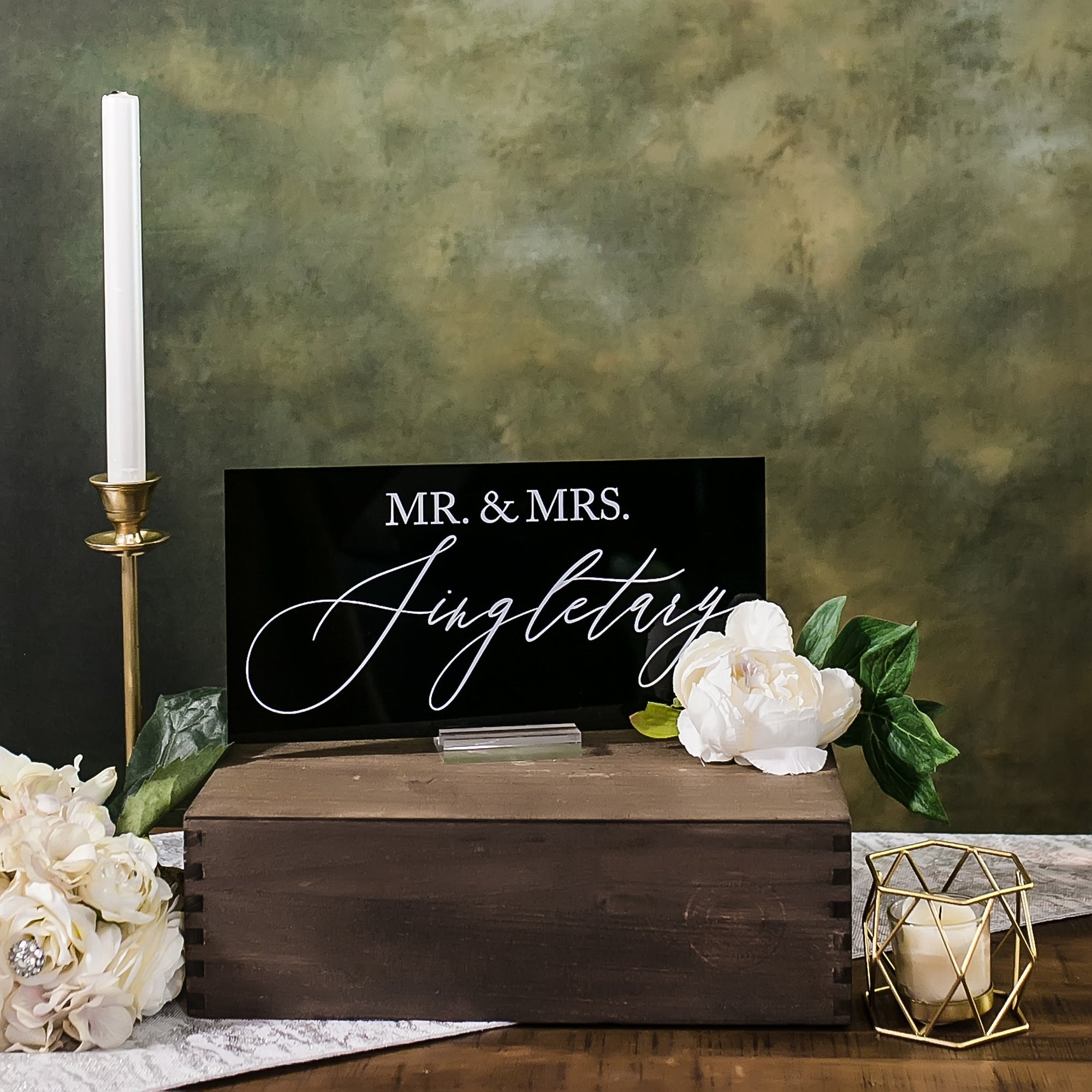 Mr. & Mrs. CUSTOM Head Table F16-AS1