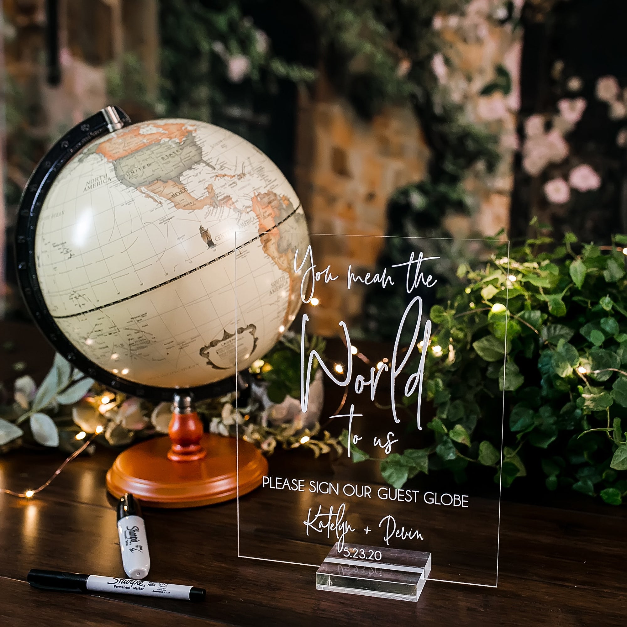 You Mean The World To Us Please Sign Our Guest Globe Clear Glass Look Acrylic Wedding Sign, Plexiglass Perspex Lucite Table Sign, SIG-GG1