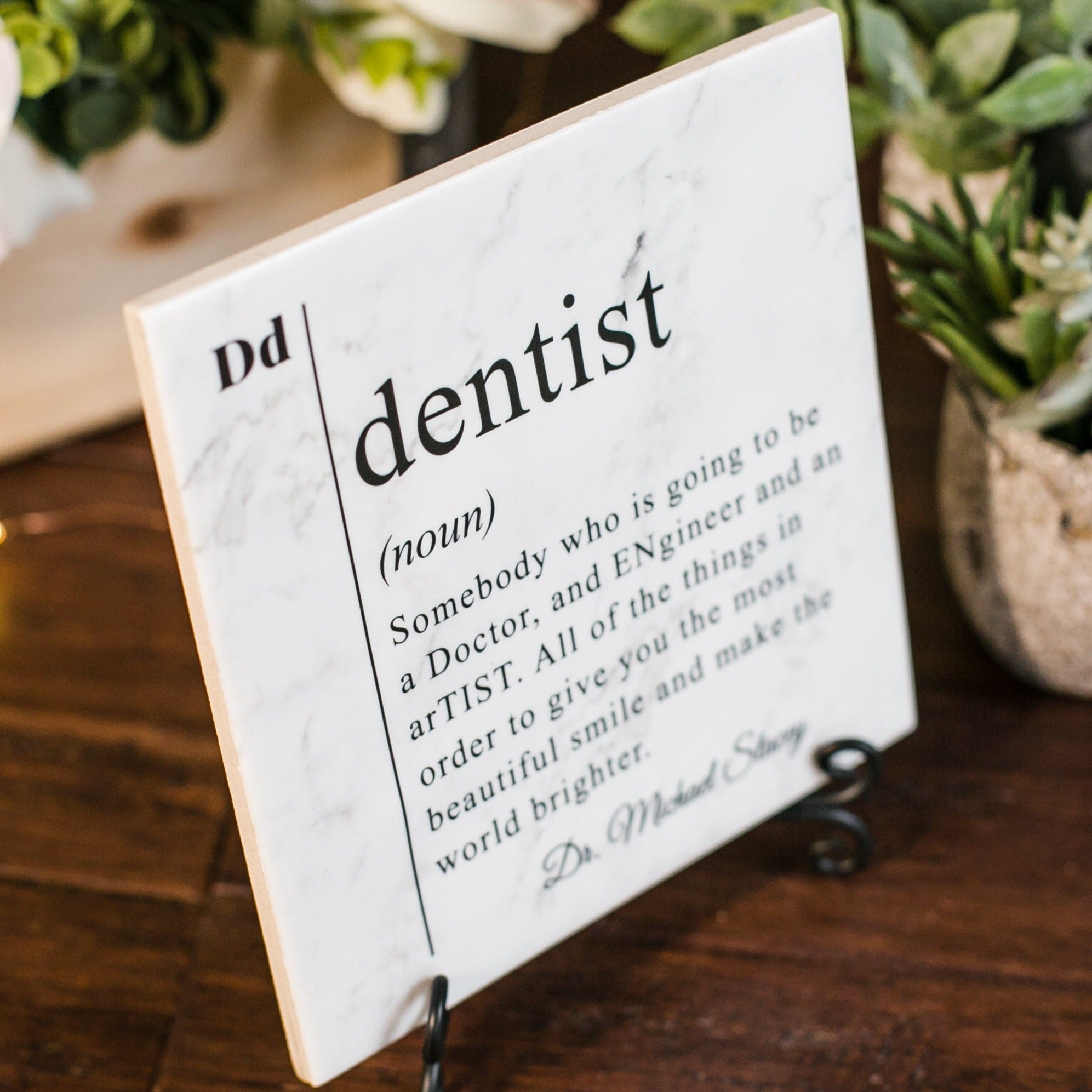 Dentist Definition Thank You Appreciation Plaque With Stand, Dentist's Day Recognition Gift, Dentistry Orthodontist Oral Surgeon DDS Sign