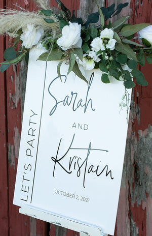 Modern Signature Acrylic Wedding Welcome Sign, 18x24 Clear Glass Look Personalized Perspex Lucite Modern Wedding Welcome Signs