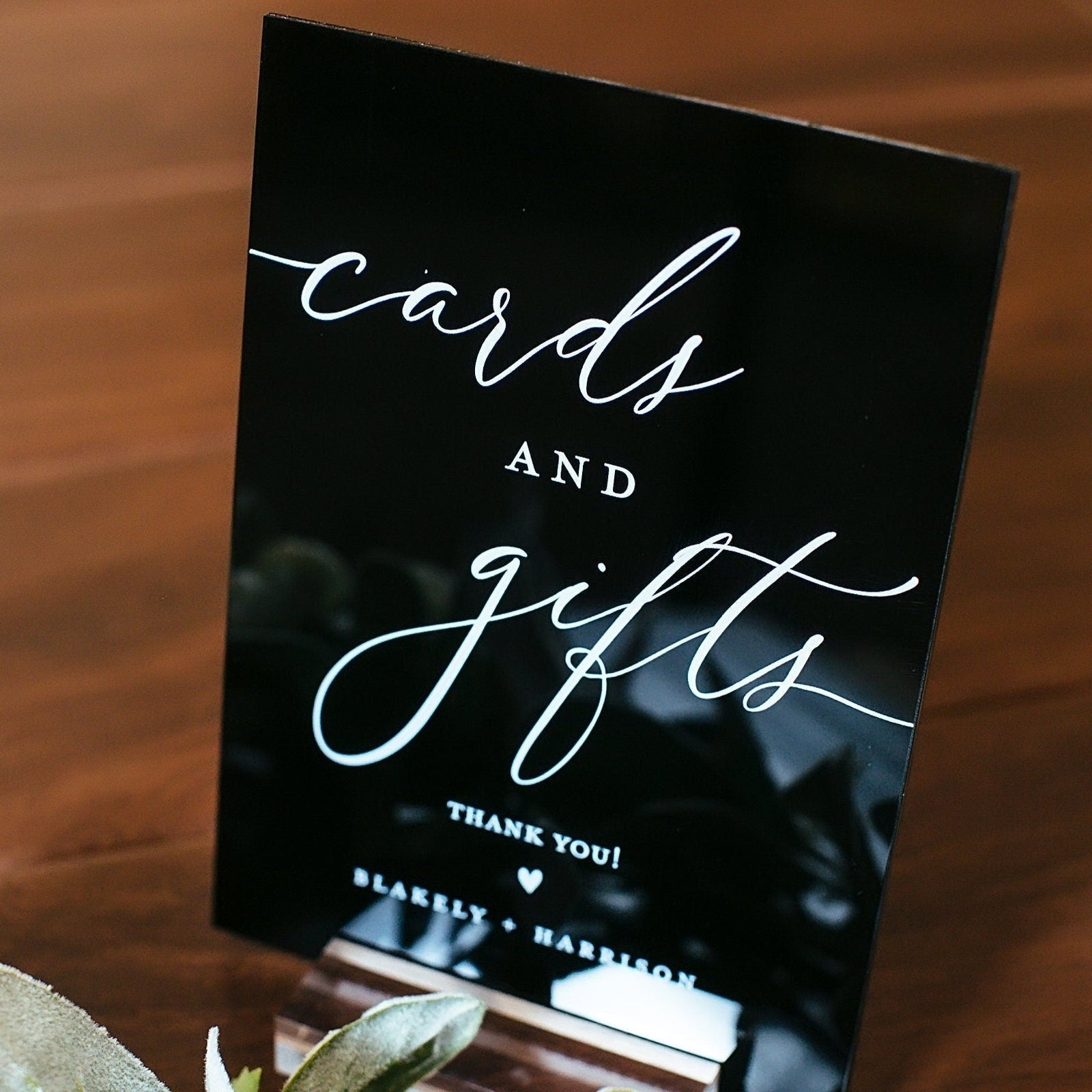 Cards And Gifts (With Optional Personalized Names and Heart) E4-AS5