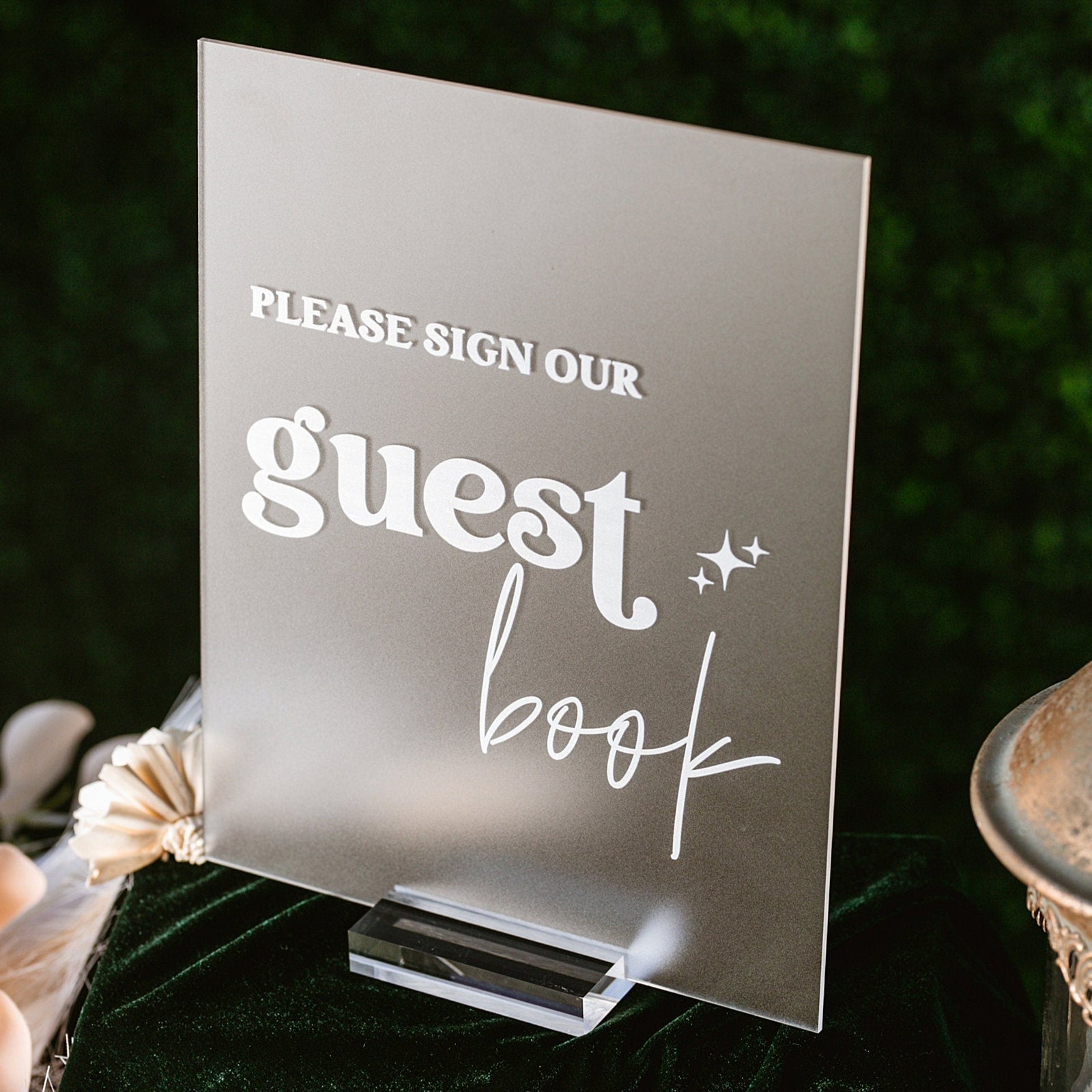 Please Sign Our Guestbook R10-GB1