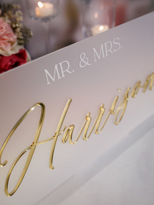 3D Mirrored Acrylic Wedding Head Table Mr Mrs Sign, Laser Cut Last Name Bride and Groom Newlywed Sweetheart Table Decor Gold Frosted Signage